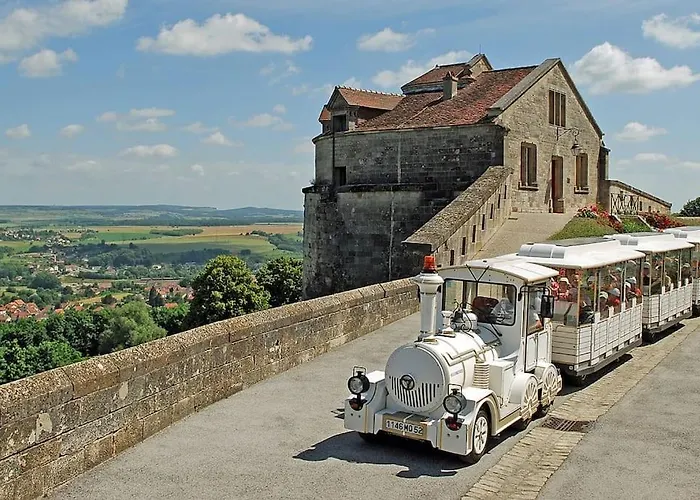 아파트 Au Centre-ville Avec Cour 랑그르