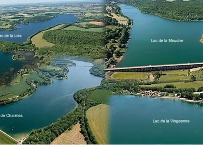 Au Centre-ville Avec Cour 아파트